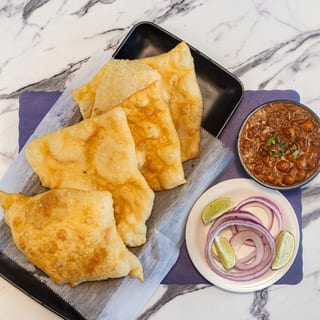 Puri Chole Masala