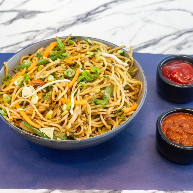 Hakka Noodles.